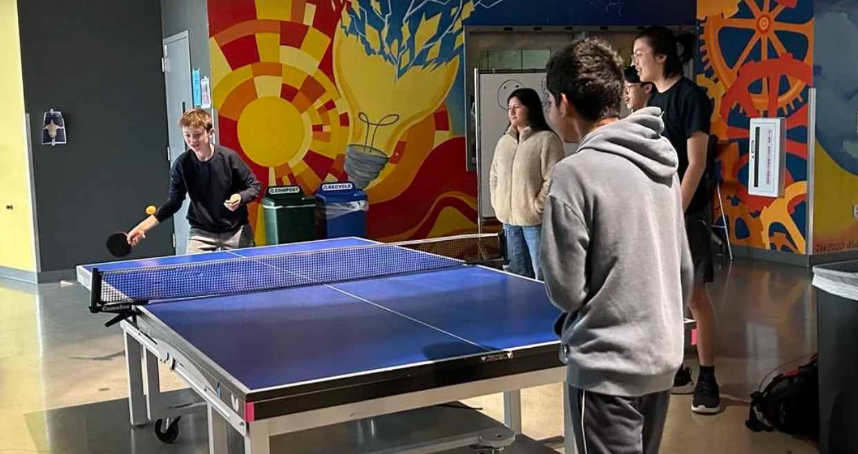 Design Thinking workshop for young innovators in the DTECH program